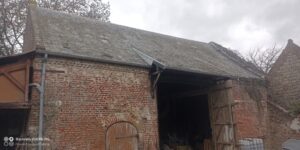 Réalisation de travaux de couverture en tôle bac acier à Pouilly sur Serre