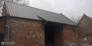 Réalisation de travaux de couverture en tôle bac acier à Pouilly sur Serre