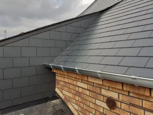 Rénovation de toitures en ardoise naturelle à Laon