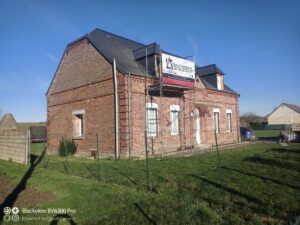 Rénovation de toiture en ardoise naturelle à Mesbrecourt-Richecourt