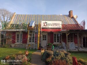 Pose et rénovation de toiture en ardoise naturelle à Nouvion et Catillon