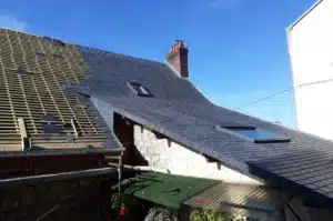 Pose fenêtre de toit aux environs de Laon : installation et remplacement Velux