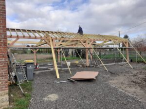 Fabrication d’un carport sur mesure à Mesbrecourt-Richecourt