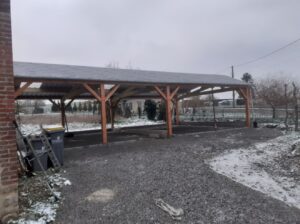 Fabrication d’un carport sur mesure à Mesbrecourt-Richecourt